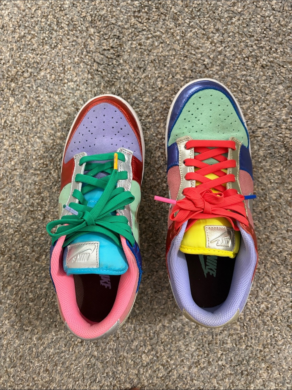 Nike Women Dunk Low SE Sunset Pulse - Picture 2 of 6
